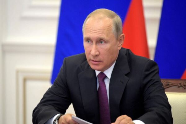 Путин поручил разработать меры поддержки отечественной селекции