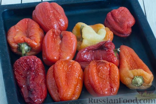 Запечённый болгарский перец с чесноком и петрушкой (на зиму)